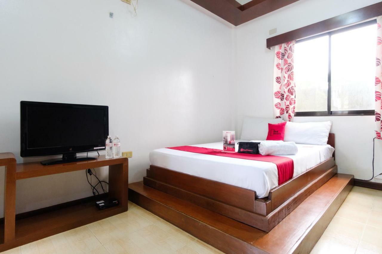 Reddoorz Premium @ Abueg Road Extension Puerto Princesa Exterior foto