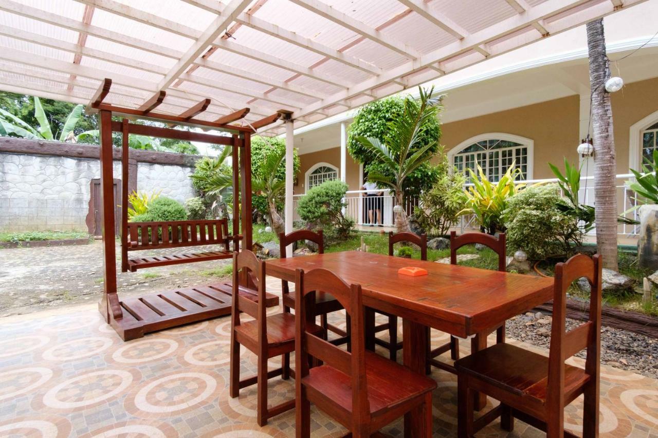 Reddoorz Premium @ Abueg Road Extension Puerto Princesa Exterior foto