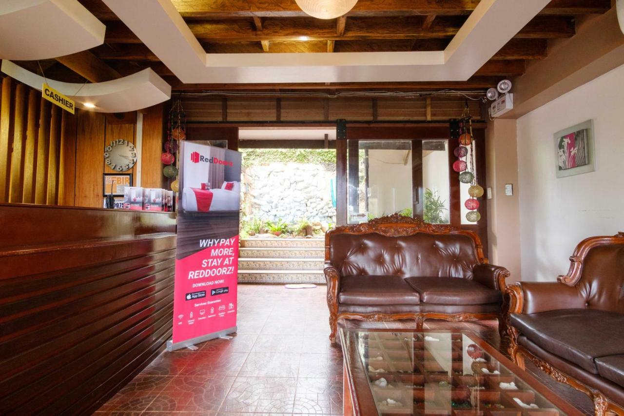 Reddoorz Premium @ Abueg Road Extension Puerto Princesa Exterior foto